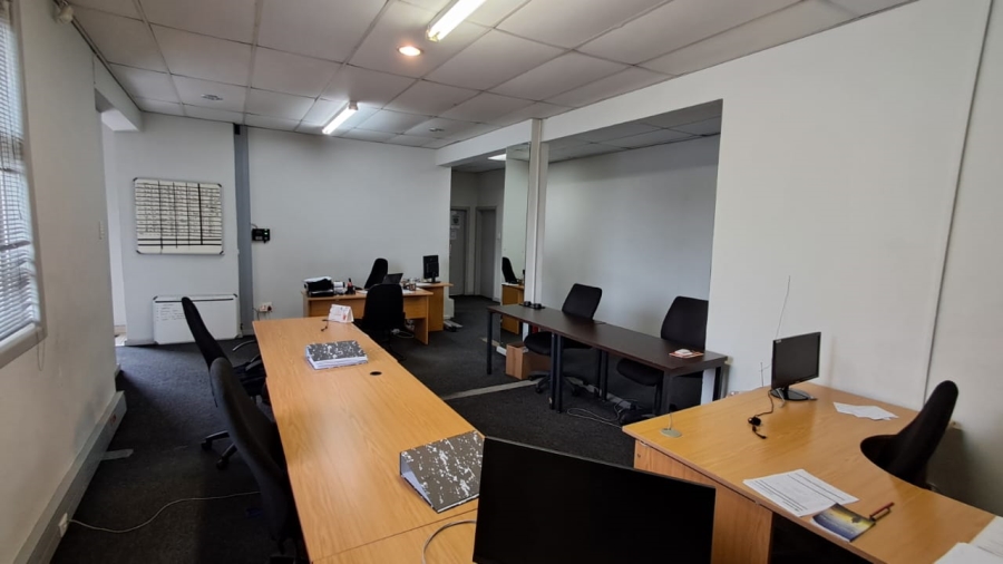 To Let commercial Property for Rent in Vincent Eastern Cape